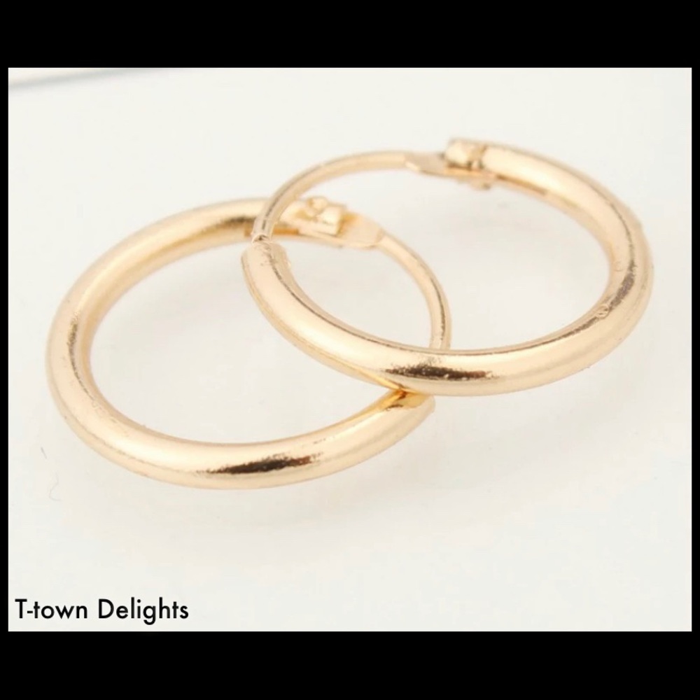 Small Gold Hoops Cute